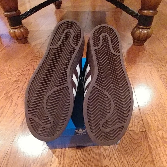 Adidas Originals - Picture 4 of 6